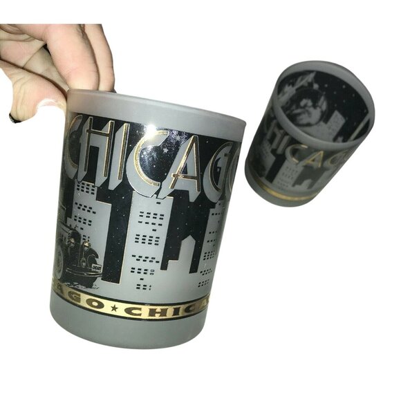 CHICAGO Tumblers SOUVENIR Gold and Black w Frosted Glass - Picture 3 of 9